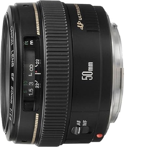 Canon EOS 700D Digital SLR Camera - EF-S 18-55 mm f/3.5-5.6 IS STM Lens - deluxe.com.ng