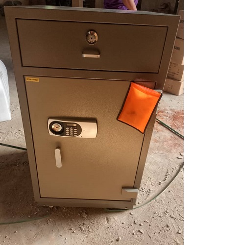 D FIREPROOF SAFE | S750 - deluxe.com.ng