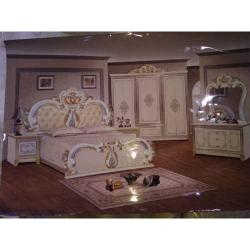 QUALITY DESIGNED ROYAL BROWN BED DRESSING TABLE WITH 2 SIDE STOOLS - AVAILABLE (JAFU) - deluxe.com.ng