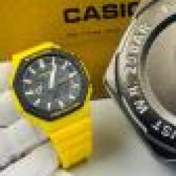 CASIO EXCLUSIVE DESIGNERS WRISTWATCH WITH YELLOW RUBBER HANDS AND BLACK SCREEN (SAWW) - DELUXE.COM.NG